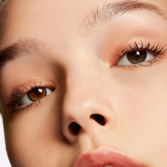 MAC Extended Play Gigablack Lash Mascara Travel 2 - Picture 2 of 9